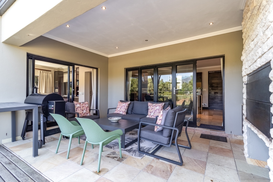 4 Bedroom Property for Sale in Pearl Valley at Val de Vie Western Cape